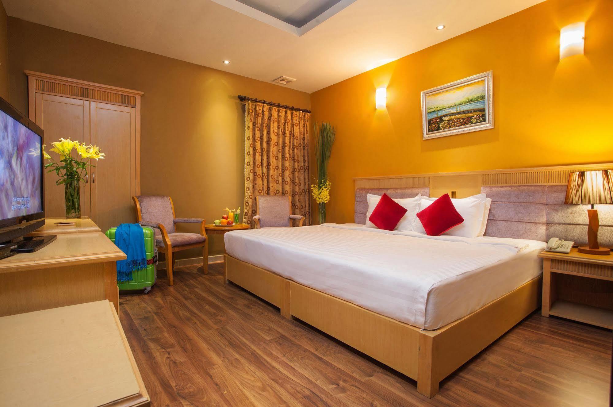 Silverland Min Hotel Ho Chi Minh City Exterior photo