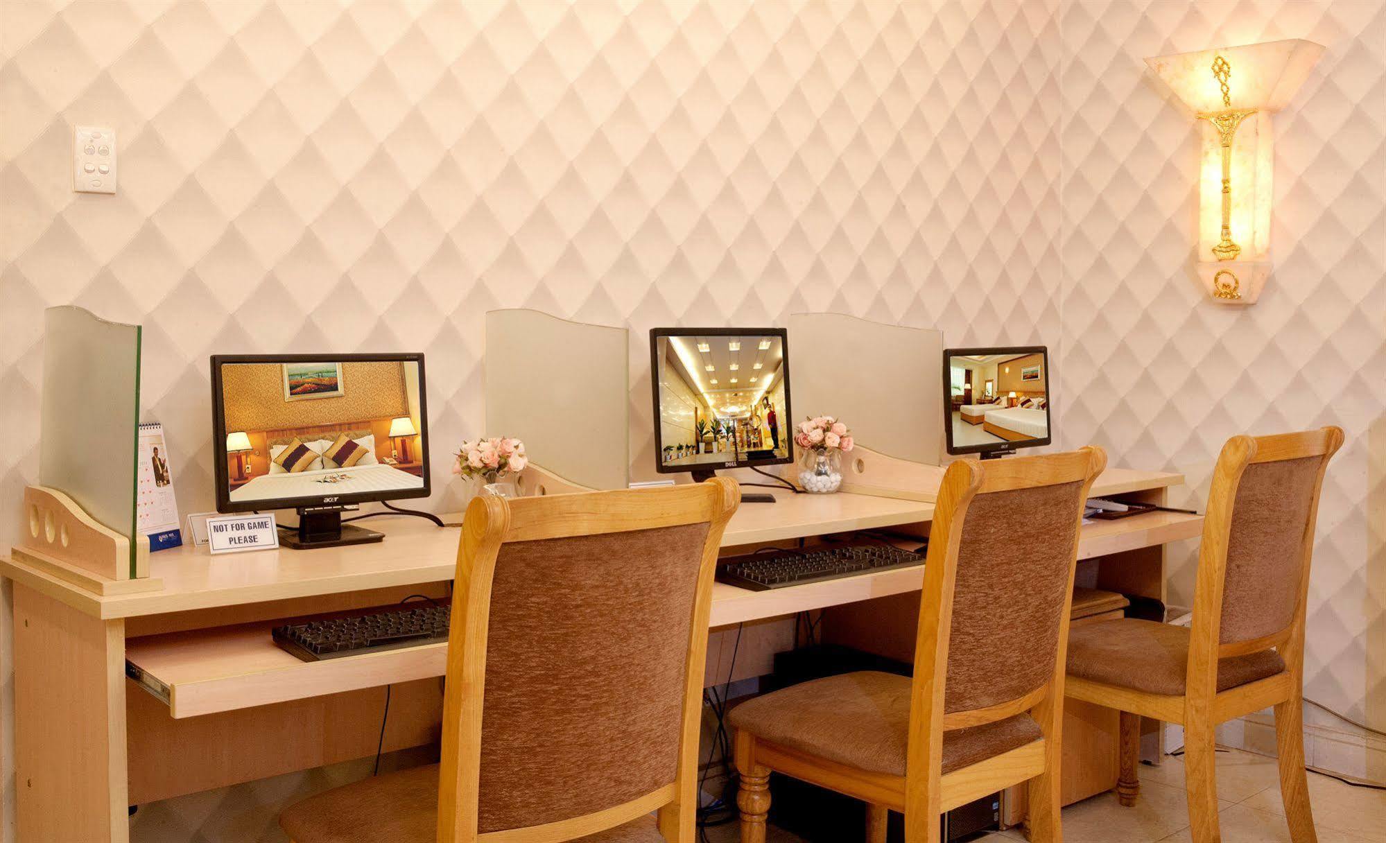 Silverland Min Hotel Ho Chi Minh City Exterior photo